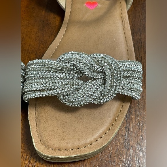 Steve Madden Kids Comfortable Rhinestone Sandals Size 3 - Picture 2 of 7